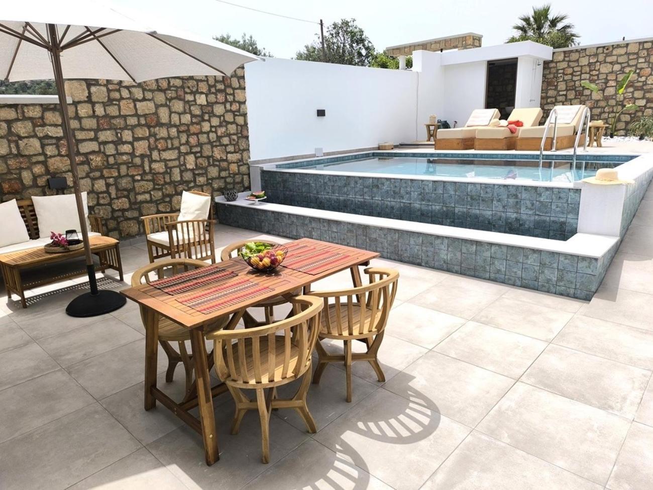 Valantina'S & Mannouel Lardos Luxury Villas Екстер'єр фото