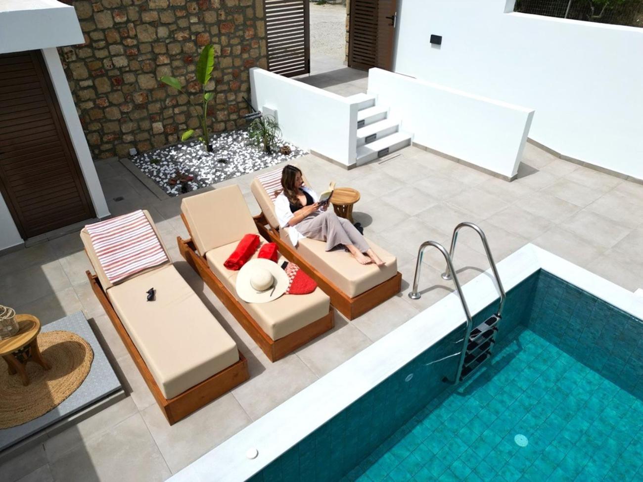 Valantina'S & Mannouel Lardos Luxury Villas Екстер'єр фото